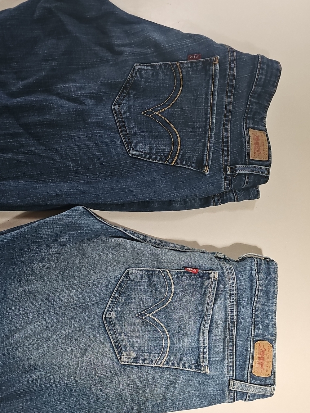 Bundle Levis Flare Leg Jeans